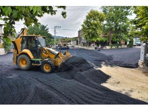 Tarsus Belediyesi 60 günde 21 mahallenin yolunu asfaltladı