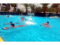 Akdeniz’de ücretsiz yüzme kursları başlıyor