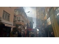 Antalya’da sokağı dumana boğan yangın