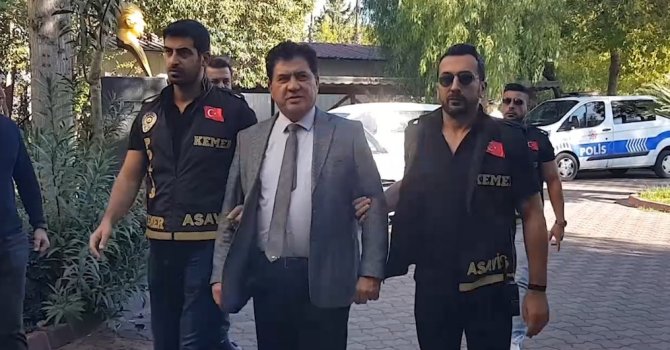 Gözaltına alınan eski Kemer Belediye Başkanı Gül tutuklandı