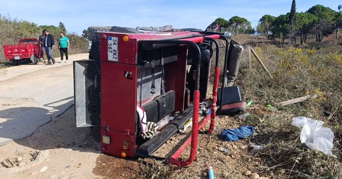 Antalya’da safari aracı devrildi: 9 turist yaralandı
