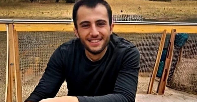 Motosikleti ile bariyerlere çarpan üniversite öğrencisi hayatını kaybetti