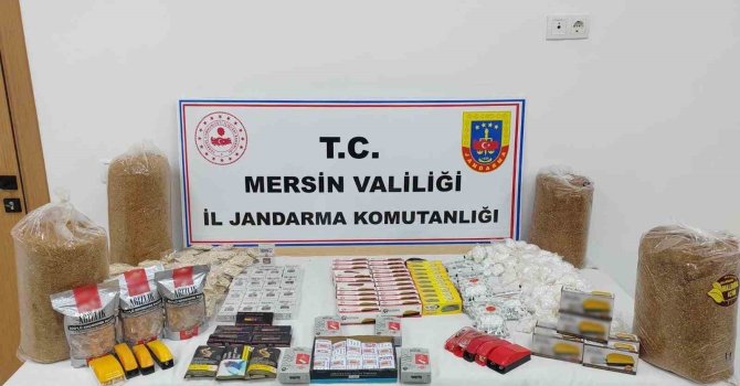 Mersin’de kaçak tütün ve 65 adet sigara sarma makinesi ele geçirildi