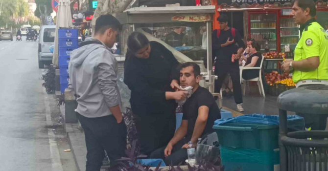 Motosiklete çarpmamak için frene bastı, devrilen motosikletten yola savruldu: 1 yaralı