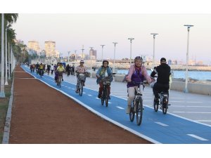 Mersin’de kadınlara ücretsiz bisiklet sürüş eğitimi