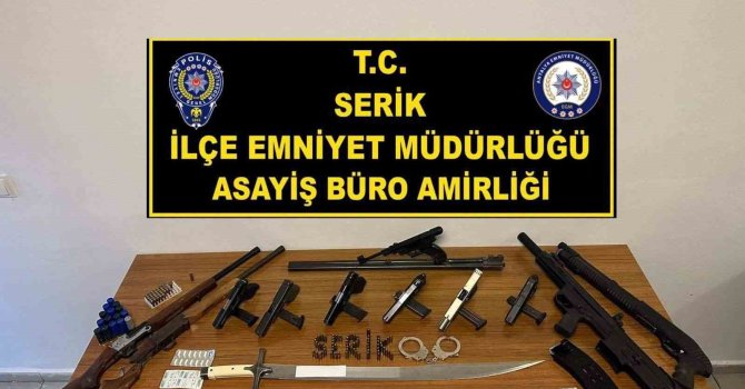 Serik’te silah ve uyuşturucu operasyonu: 16 şüpheli yakalandı