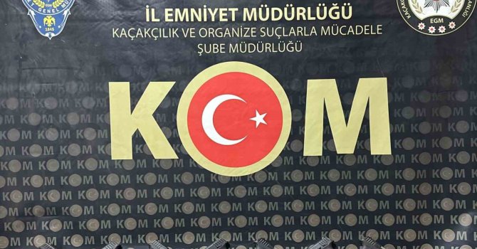 Çuvaldan 10 ruhsatsız tabanca çıktı