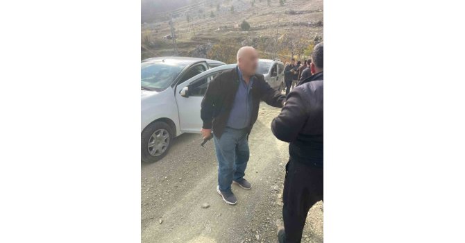 Alanya’da silahlı ve bıçaklı kavga kanlı bitti: 2 yaralı