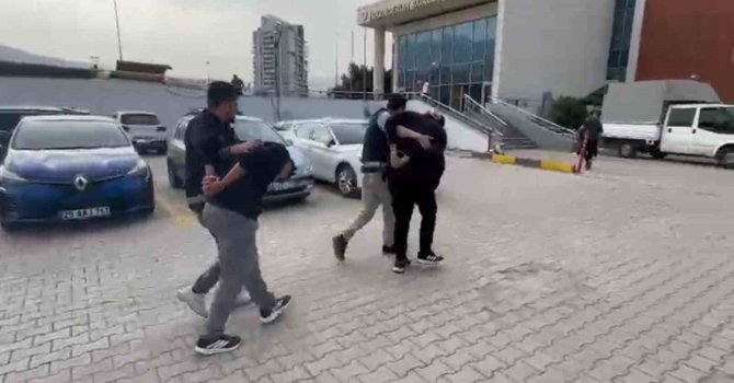 İskenderun’da aranan 2 şahıs yakalandı