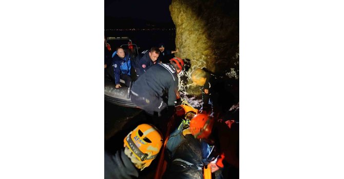 Falezlerden düşen şahıs AFAD ve itfaiye tarafından kurtarıldı