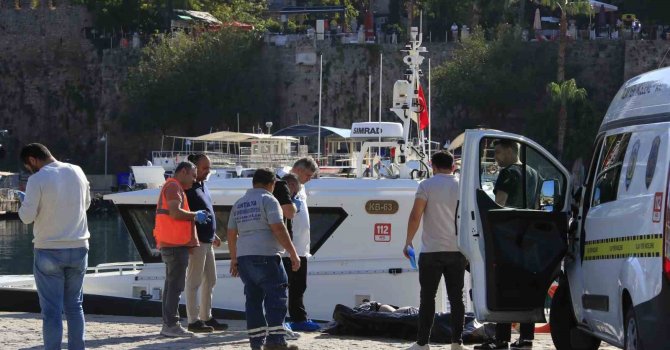 Denizden cesedi bulunan kız çocuğunun kimliği belirlendi aile gözyaşlarına boğuldu