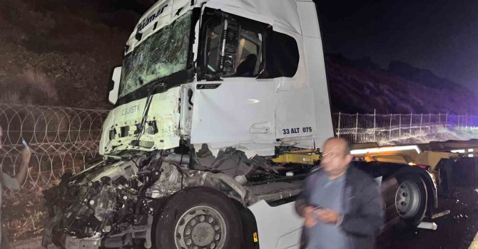 Tarsus’ta zincirleme kaza: 1 yaralı