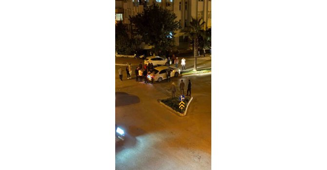 Manavgat’ta otomobiller çarpıştı: 3 yaralı