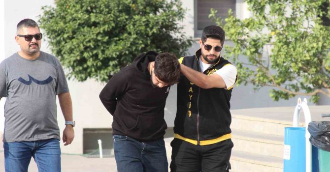 Parkta bıçaklandı, intikamını ertesi gün silahla aldı