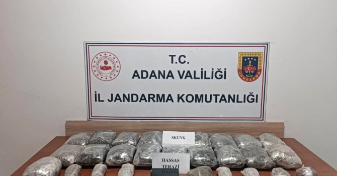 Adana’da 11 kilo skunk ele geçirildi