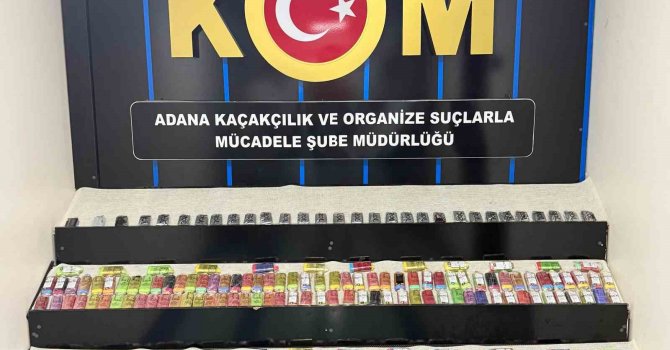 Adana’da 3 milyon TL değerinde kaçakçılık operasyonu: Telefonlar, sigaralar ele geçirildi