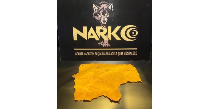 Isparta’da 3 bin 351 adet kâğıda emdirilmiş uyuşturucu ele geçirildi