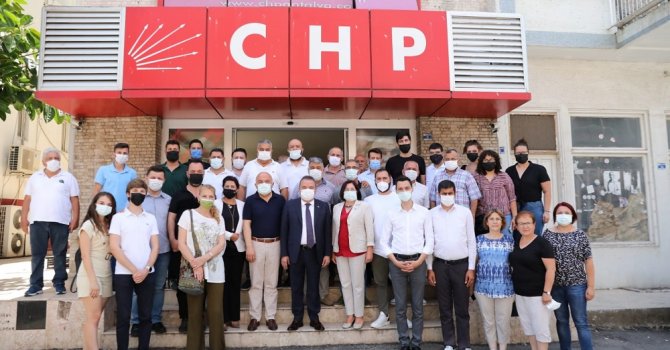 Başkan Böcek’ten CHP’ye ziyaret