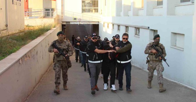 Yurtdışına kaçacaklardı: ‘Bayğaralar’ çetesinin firarileri ve onlara yardım eden 7 şüpheli tutuklandı