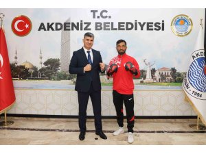 Akdeniz Belediye Sporun şampiyon sporcusu dünya arenasında