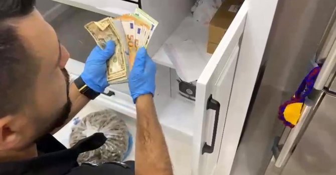 Mersin’de uyuşturucu tacirlerine darbe: 16 şüpheli tutuklandı