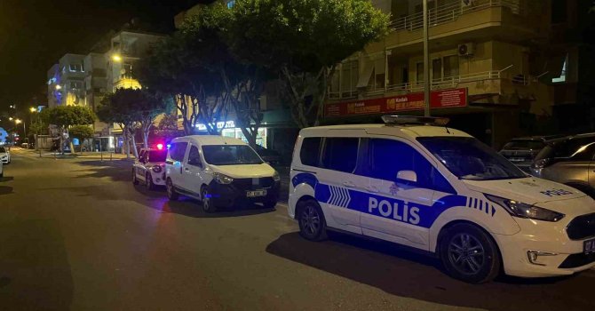 Alanya’da beyaz eşya tamir dükkanında çıkan yangın korkuttu