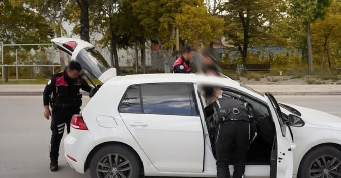 Aracında 70 adet sentetik kannabinoid ile yakalanan şüpheli hakkında adli işlem başlatıldı