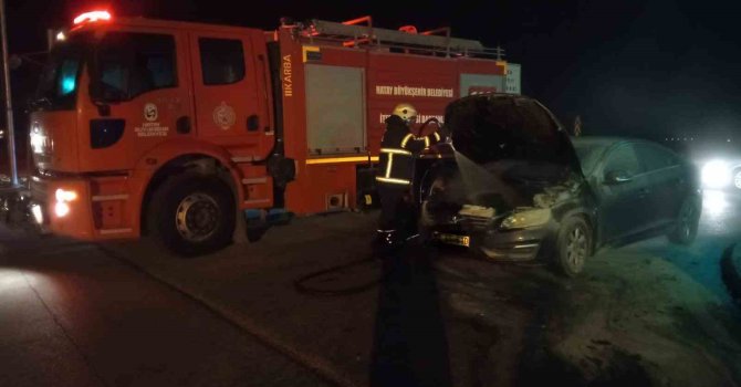 Hassa’da otomobil yangını