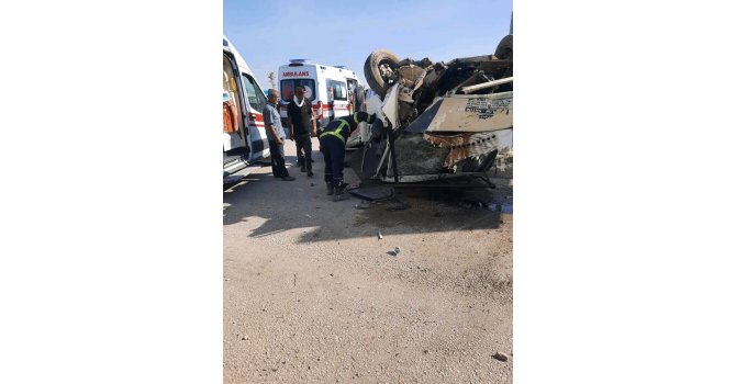 Hatay’da 3 otomobil çarpıştı: 7 yaralı