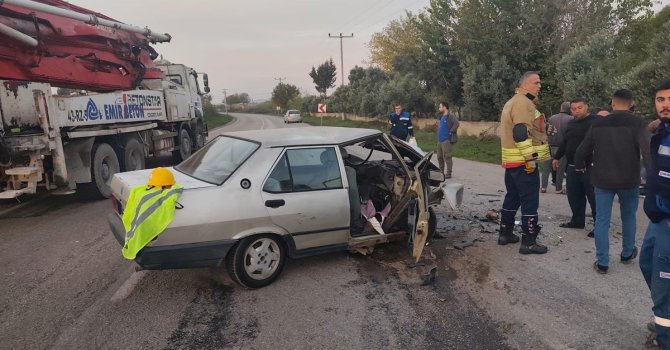 TOFAŞ’ın hurdaya döndüğü kazada 6 kişi yaralandı
