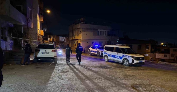 Tartıştığı amcasını silahla yaraladı