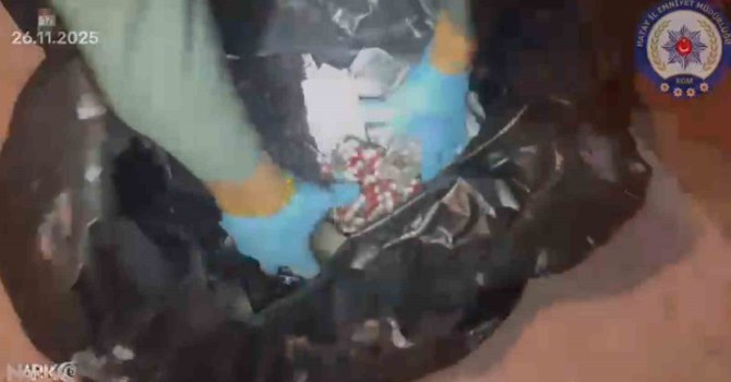 Hatay’da piyasa değeri 4 milyon 372 bin TL olan uyuşturucu ele geçirildi