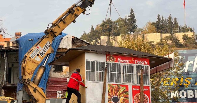 Çiğköfteye deterjan kabıyla sos döken esnafa 250 bin TL ceza: İş yeri kapatılıp kaldırıldı