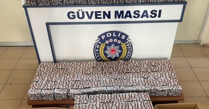 Adana’da aracında 34 bin 176 sentetik hap ele geçirilen sürücü tutuklandı