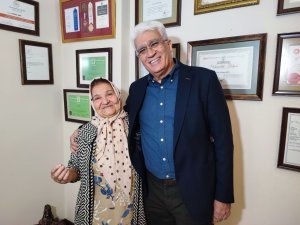 Düştü belini çatlattı, Almanya’da çare bulamadı, Adana’da sağlığına kavuştu