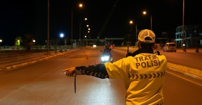 Isparta’da bir haftalık polis denetimlerinde 71 aranan şahıs yakalandı
