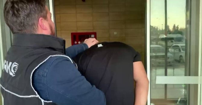 Adana’da 3 yıldır firari yaşayan hükümlü yakalandı