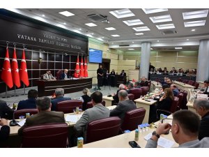 Kocagöz, yılın son meclisini müjdeyle kapattı