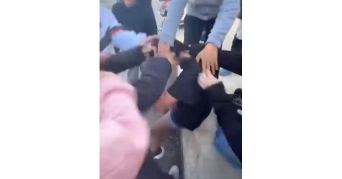 Antalya’da ilkokul bahçesinde akran zorbalığı: Kız öğrenci darbedildi