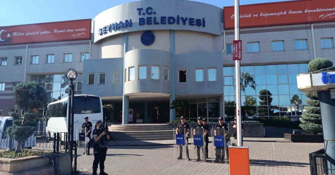 Seyhan Belediyesi hesaplarına TMSF bloke koydurdu iddiası