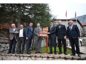 En iyi turizm köyüne gurur tabelası