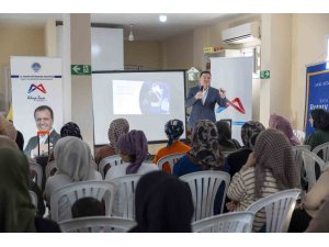 Kadınlara yönelik EVKA eğitimleri Mersin’de yoğun ilgi gördü