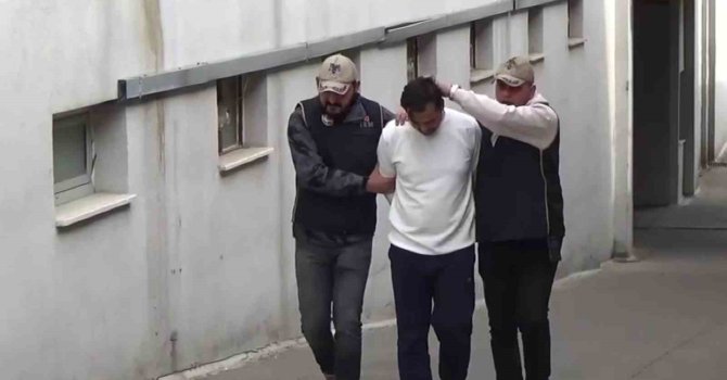 FETÖ firarisi ihraç icra müdürü Adana’da yakalandı