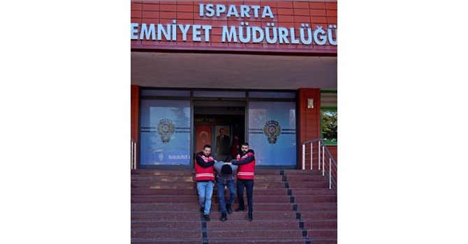 Isparta’da 22 yıl 9 ay hapis cezası bulunan cezaevi firarisi yakalandı