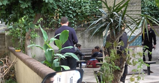 Alanya’da dayı dehşet saçtı: 1 yeğenini öldürüp diğer yeğeni ve eniştesini yaraladı