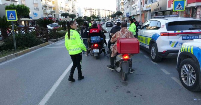 Manavgat’ta 294 motosikletliye 1 milyon liraya yakın ceza kesildi