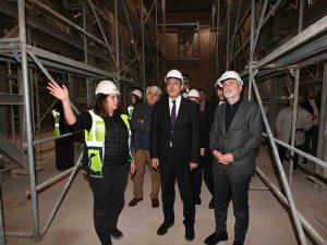 Depremlerle ağır hasar alan Kahramanmaraş’ın tarihi yeniden ayağa kalkıyor