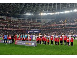 Trendyol Süper Lig: Antalyaspor: 0 - Galatasaray: 2