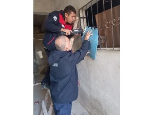 Antakya’da kedi kurtarma operasyonu