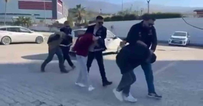 İskenderun’da aranan 3 şahıs yakalandı
